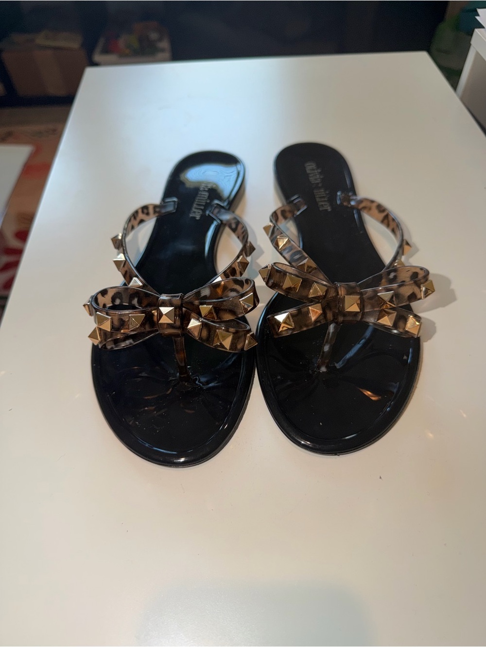 Olivia Miller Studded Bow Jelly Thong Sandals - Black with Leopard Accents